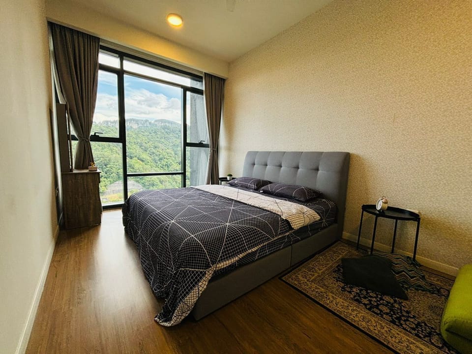 2 bedrooms, blackout drapes, iron/ironing board, WiFi (free)