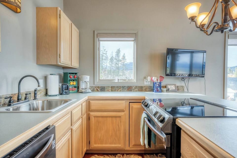 apartment kitchen