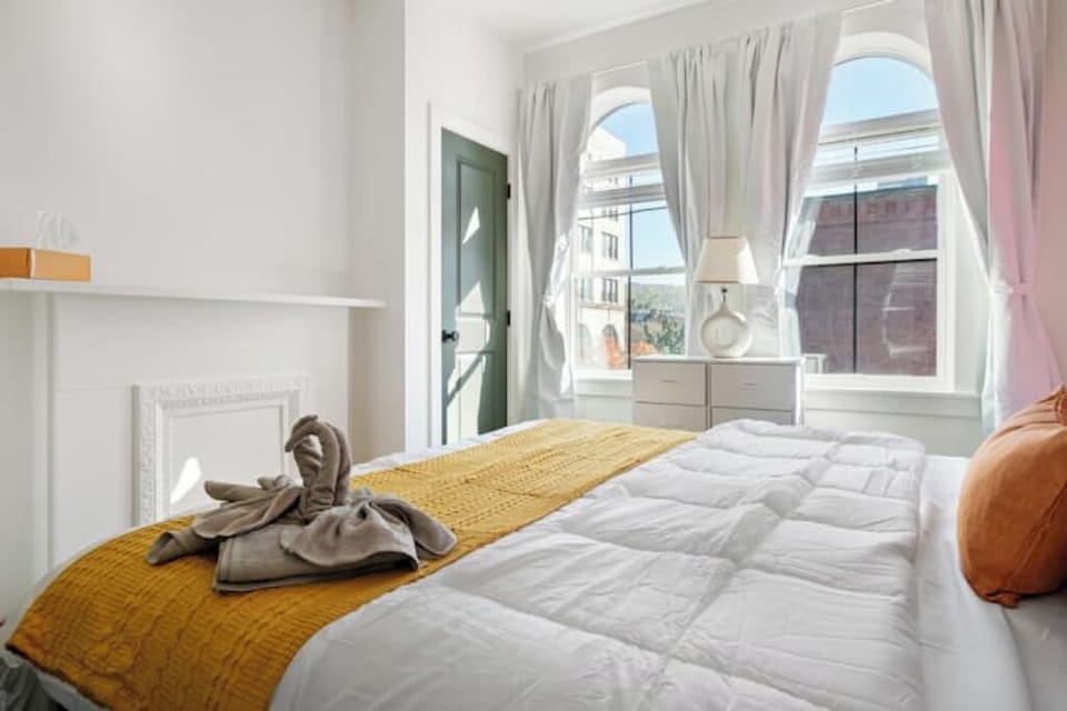 bedroom view in another angle 