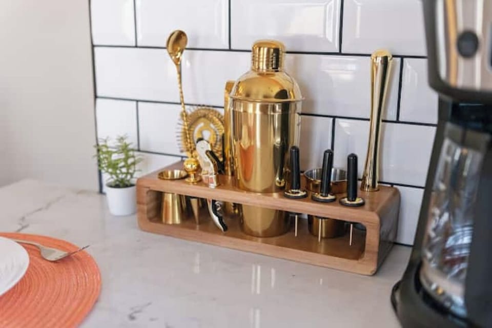 Stylish utensil set 