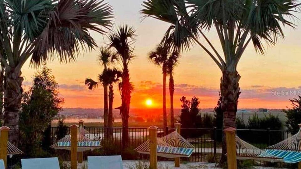 Enjoy beautiful Florida sunsets at Windsor Island Resort!