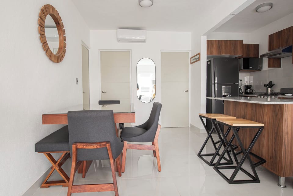 Family Apartment | Dining room