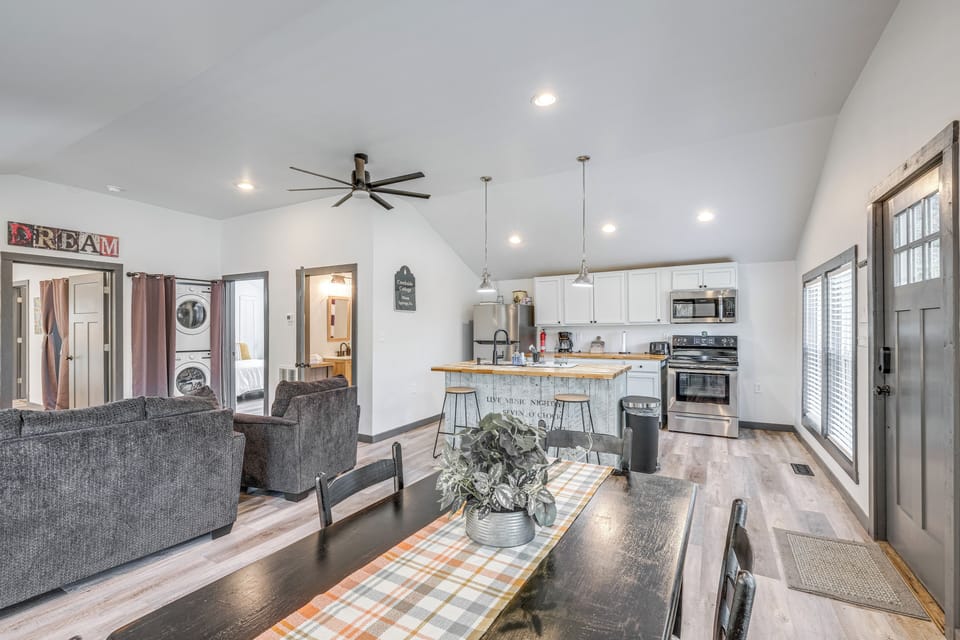 Dining Room | Single-Story Home | Central A/C & Heat
