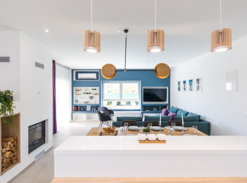 Villa (Five Bedroom Villa) | Living room | Table tennis