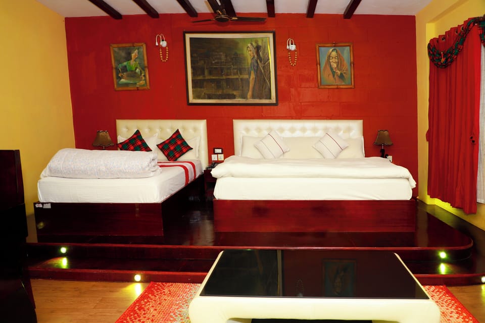 Junior Suite | Desk, laptop workspace, iron/ironing board, free WiFi