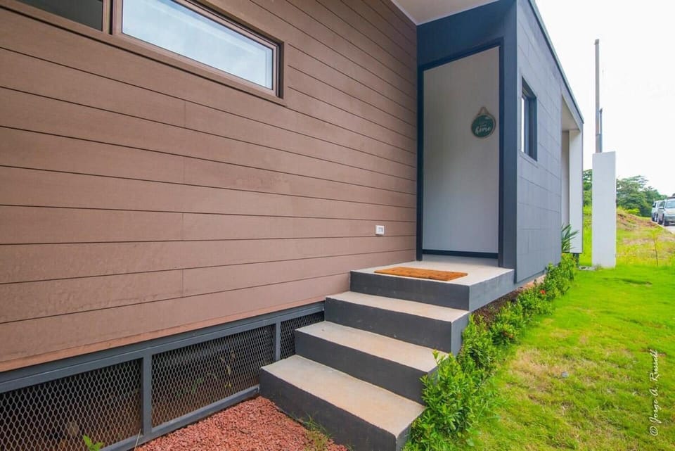 House | Exterior detail