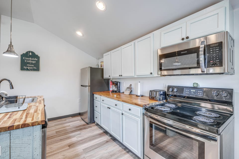 House (2 Bedrooms) | Interior