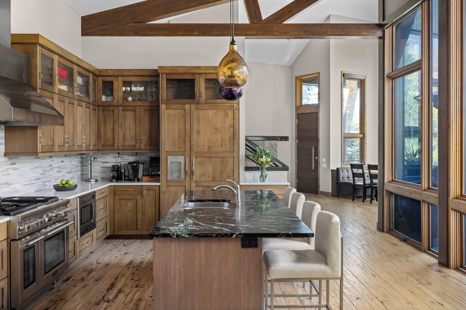Kitchen - Summer