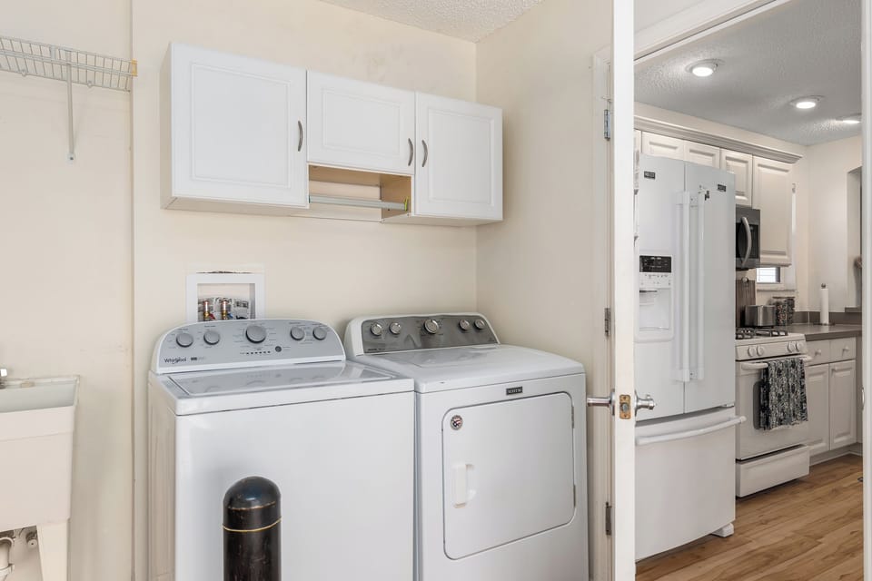 Washer and Dryer with Utility Sink