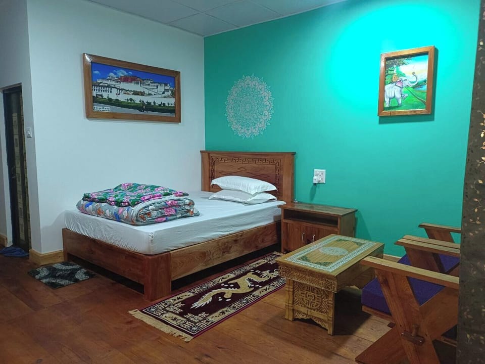 Double Room, Balcony, Mountain View | Desk, laptop workspace, WiFi (free)