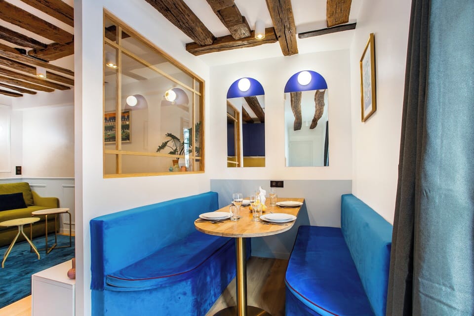 Apartment | Dining