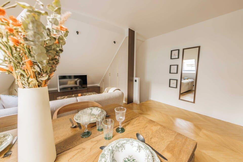 Apartment | Dining
