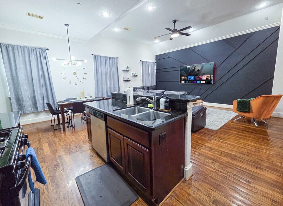Relax on a leather reclining sofas in this intimate living room and take full advantage of your 75inch Smart TV, complete with several streaming services including Netflix, Hulu, Amazon Prime, and more.