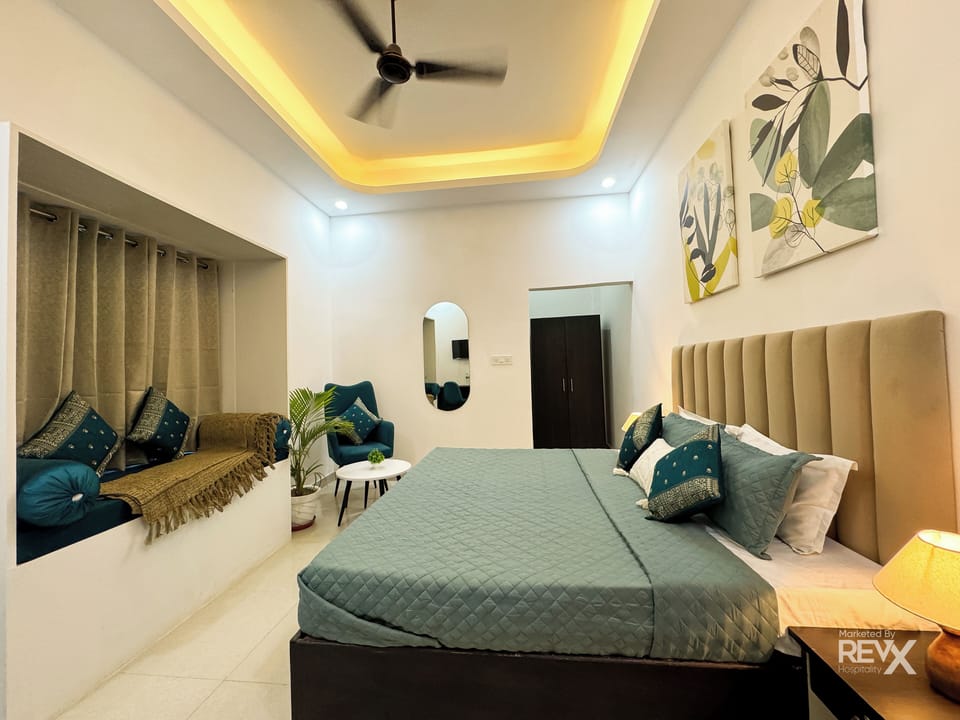 Superior Double Room | Free WiFi, bed sheets