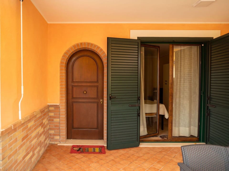 Property, Building, Door, Wood, Interior Design, Flooring, Floor, Wood Stain, Shade