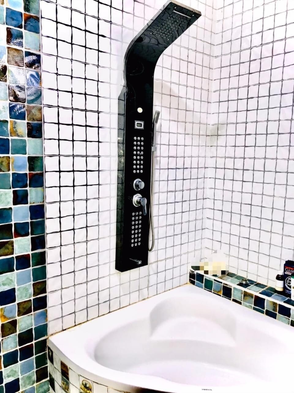 Superior Apartment, River View | Bathroom | Bathrobes, bidet