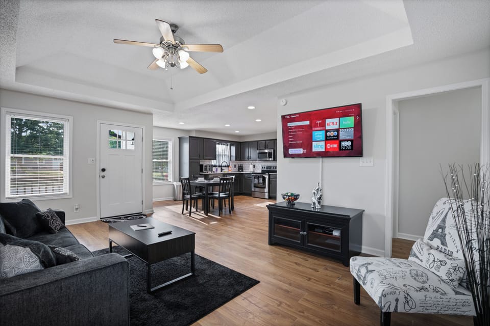 55" SmartTV [ 300mbps Wi-Fi]