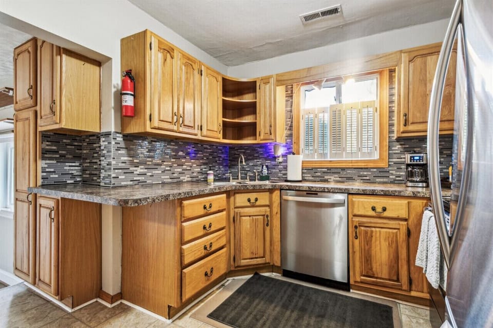 Cleaning is also a breeze with the dishwasher!