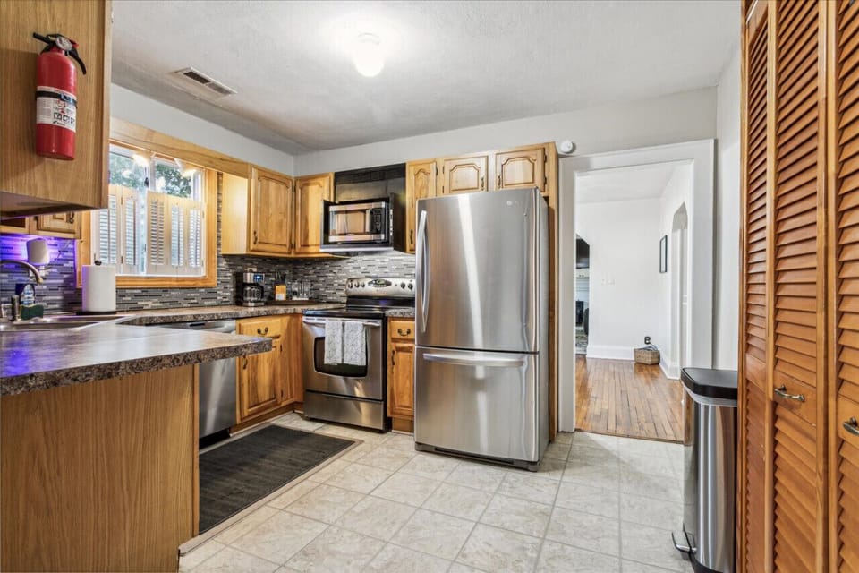 This kitchen is fully equipped with everything that you need.
