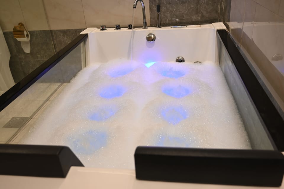 Superior Chalet, Private Pool | Bathroom | Hair dryer, slippers, bidet, towels