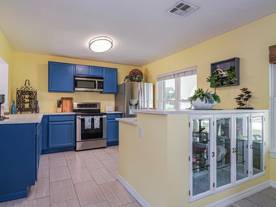 Full open kitchen for cooking with family and friends.