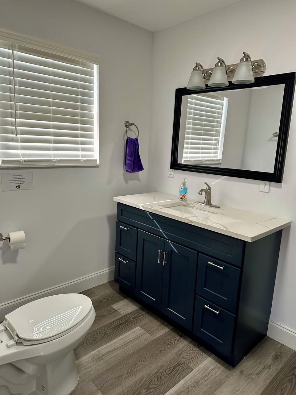 Upper level bathroom