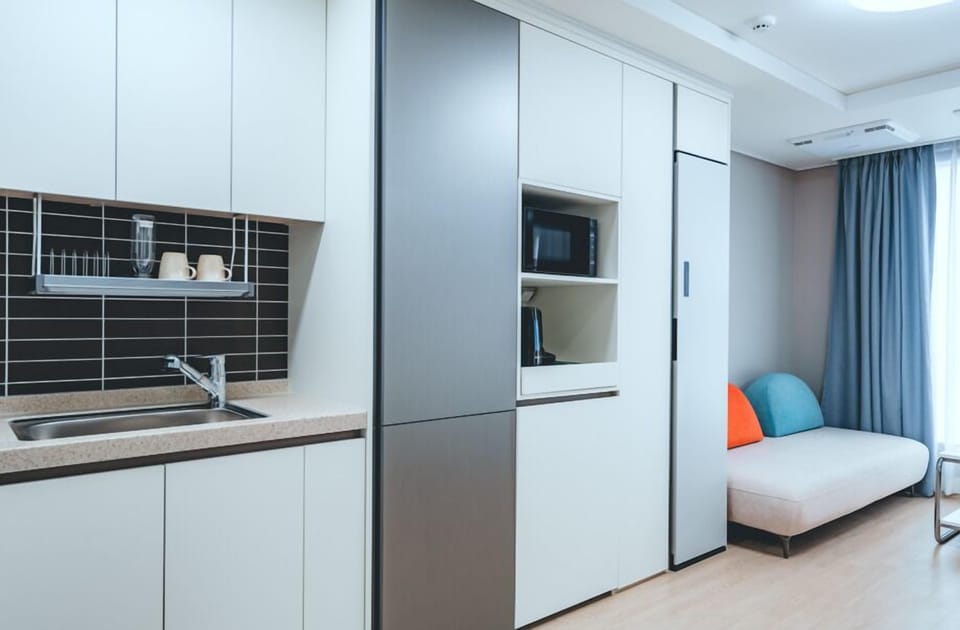 Deluxe Double Room, City View | Soundproofing, iron/ironing board, free WiFi, wheelchair access
