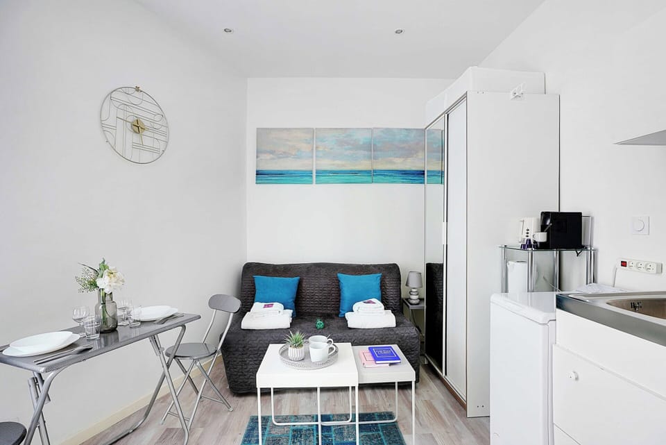 Apartment | Living area