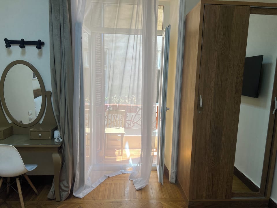 Deluxe Double Room, Balcony | Desk, laptop workspace, free WiFi