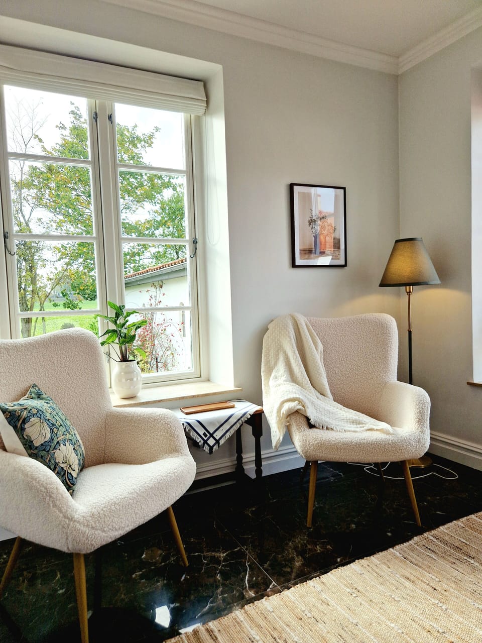 Family Room | Minibar, free WiFi, bed sheets