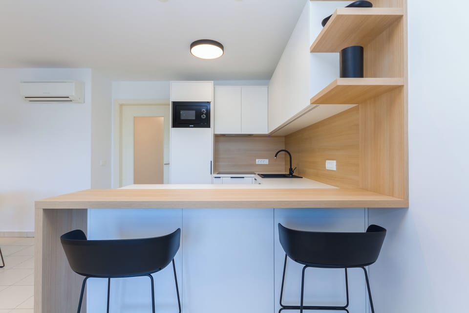 Premium Apartment, 1 Bedroom, Sea View | Private kitchen