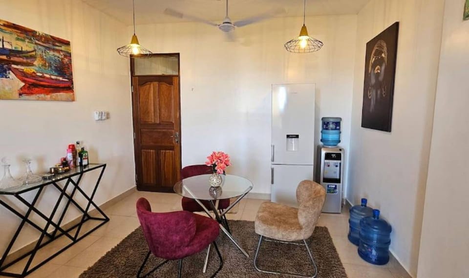 Apartment, 1 Bedroom, City View | Interior