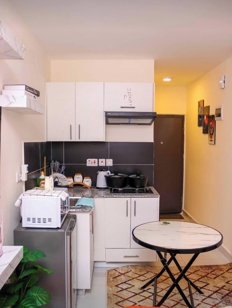 Apartment, 1 Bedroom, Garden View | Interior