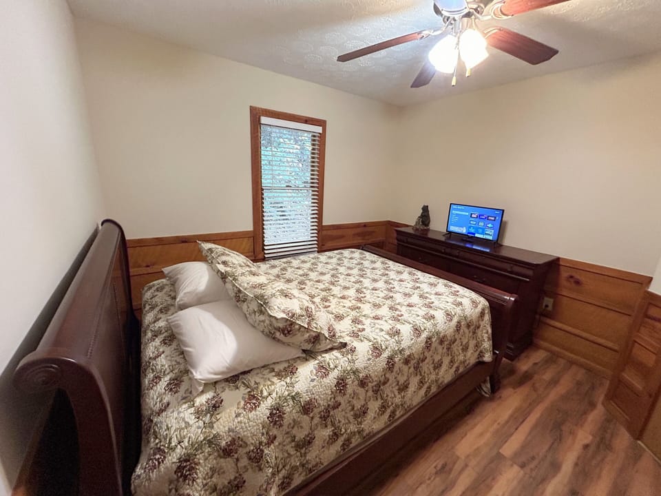 queen bed