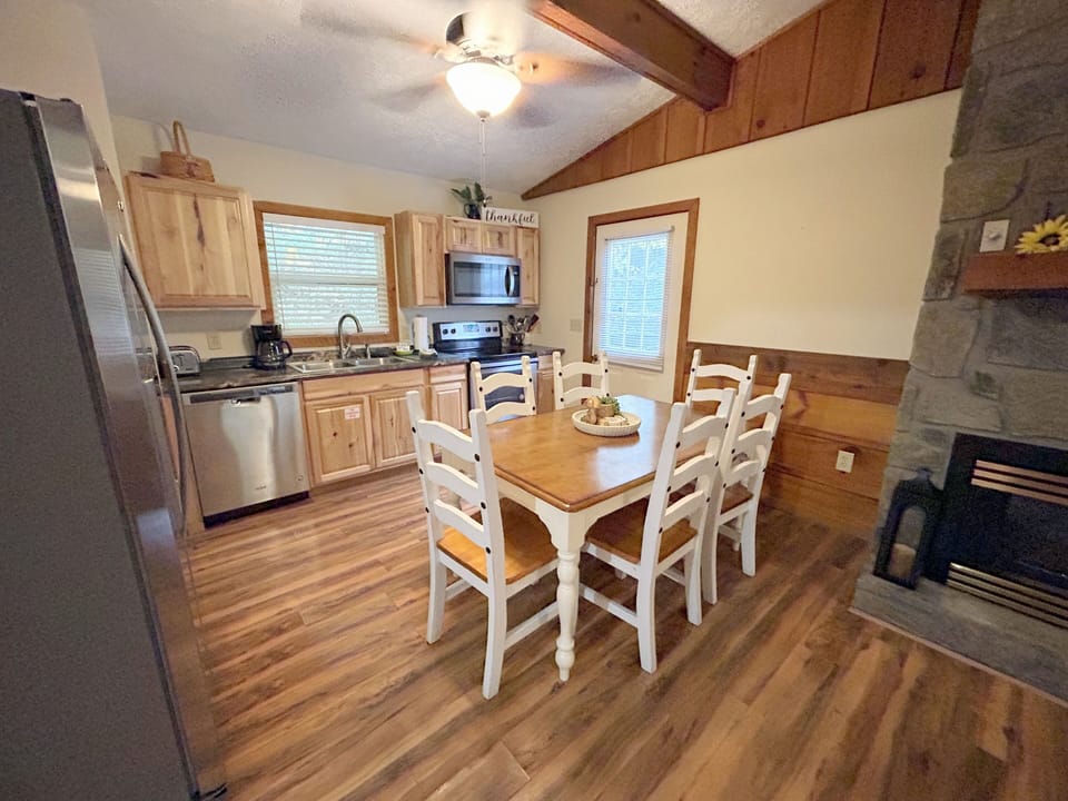 Full Kitchen
