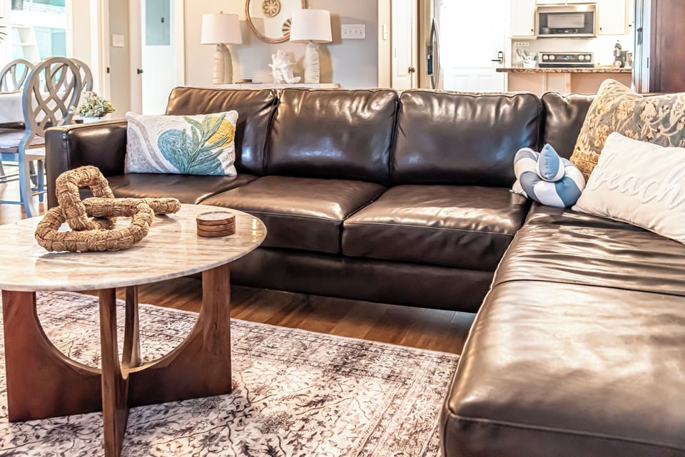 Apartment, 3 Bedrooms, Balcony, Garden View | Living room