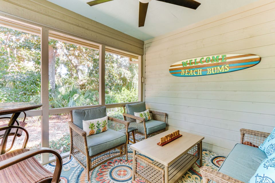 Screened Porch | Deck | Gas Grill | 2-Story Townhome