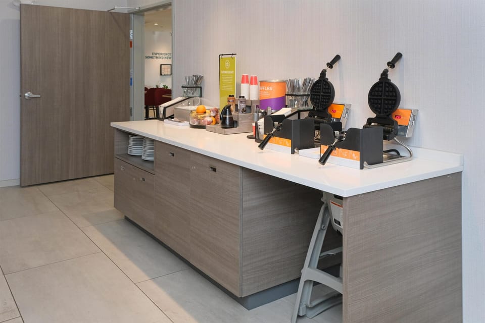 Free daily breakfast