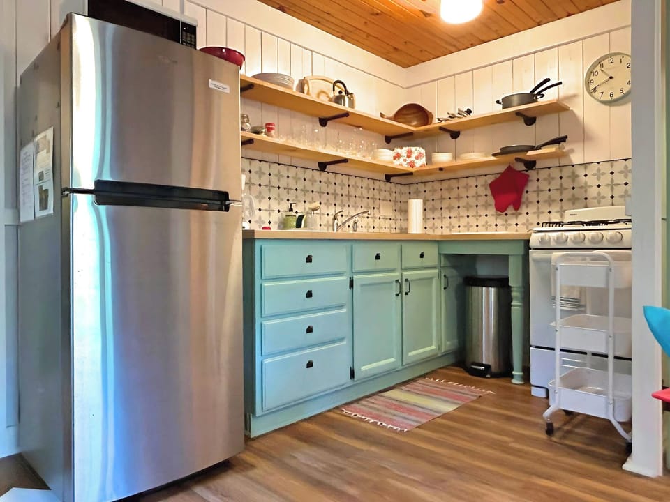 Cozy kitchen fully equipped for a perfect getaway!