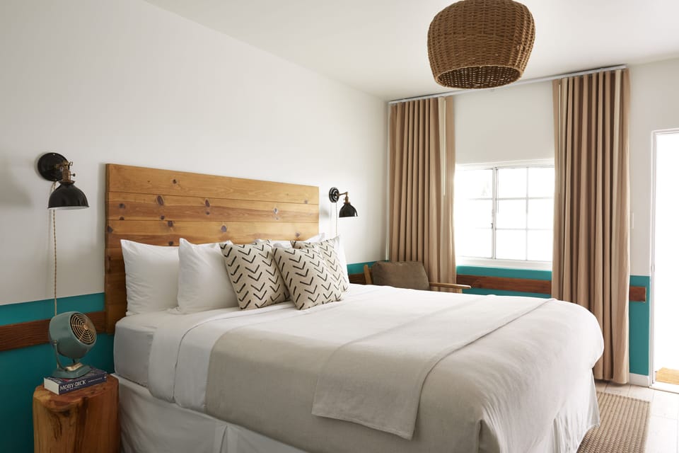 Premium bedding, down comforters, minibar, iron/ironing board