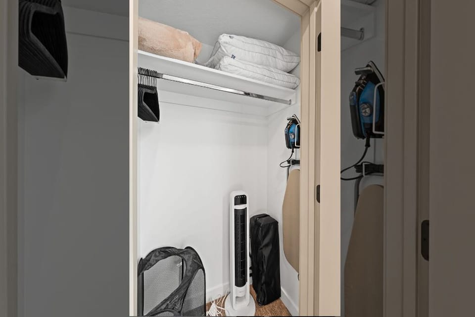 2nd Bedroom Closet