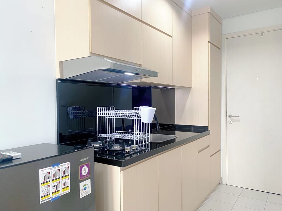 Deluxe Studio | Private kitchen | Fridge, stovetop, rice cooker