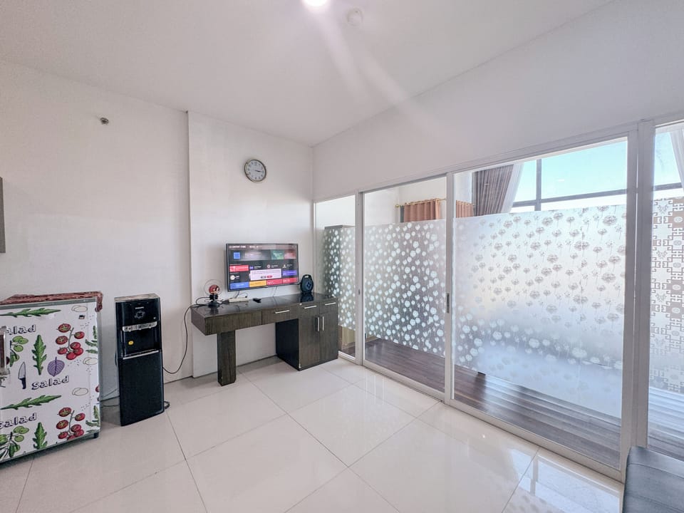 Deluxe Apartment | Living area