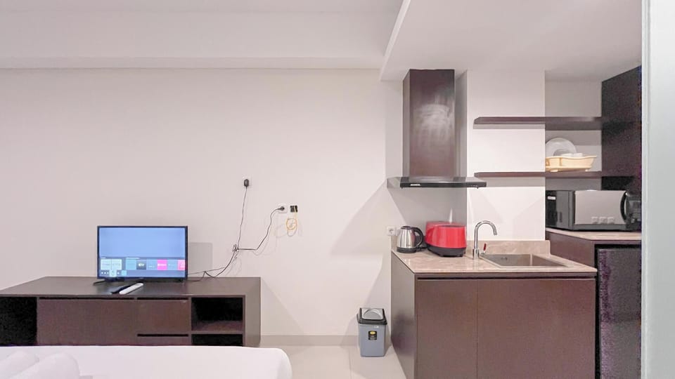 Deluxe Studio
