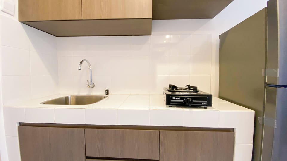 Deluxe Studio | Private kitchen | Fridge, stovetop, rice cooker