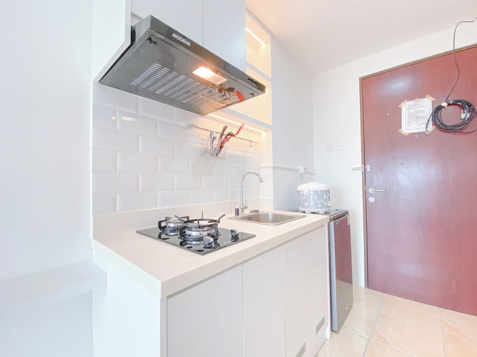 Deluxe Studio | Private kitchen | Fridge, stovetop, rice cooker