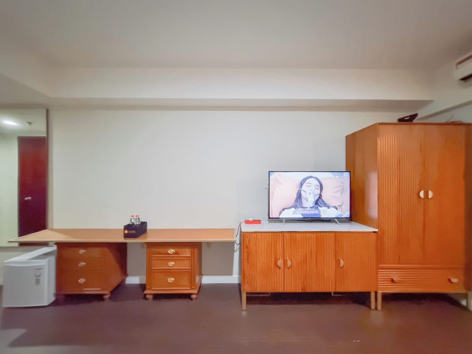 Deluxe Studio