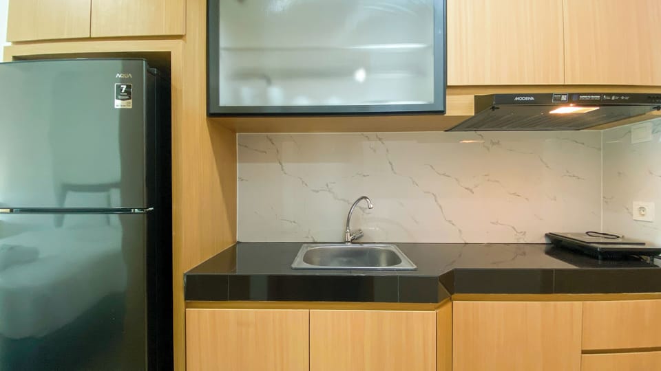 Deluxe Studio | Private kitchen | Fridge, stovetop, rice cooker