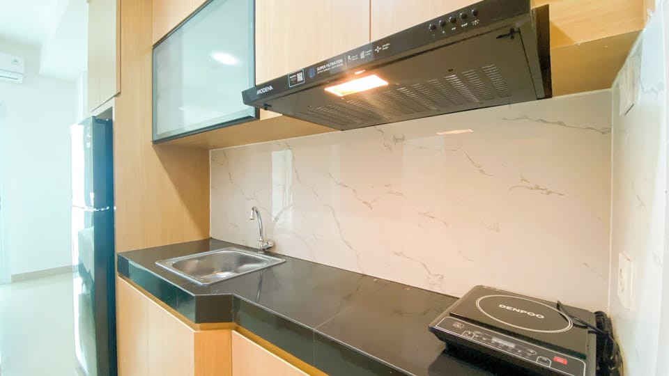 Deluxe Studio | Private kitchen | Fridge, stovetop, rice cooker