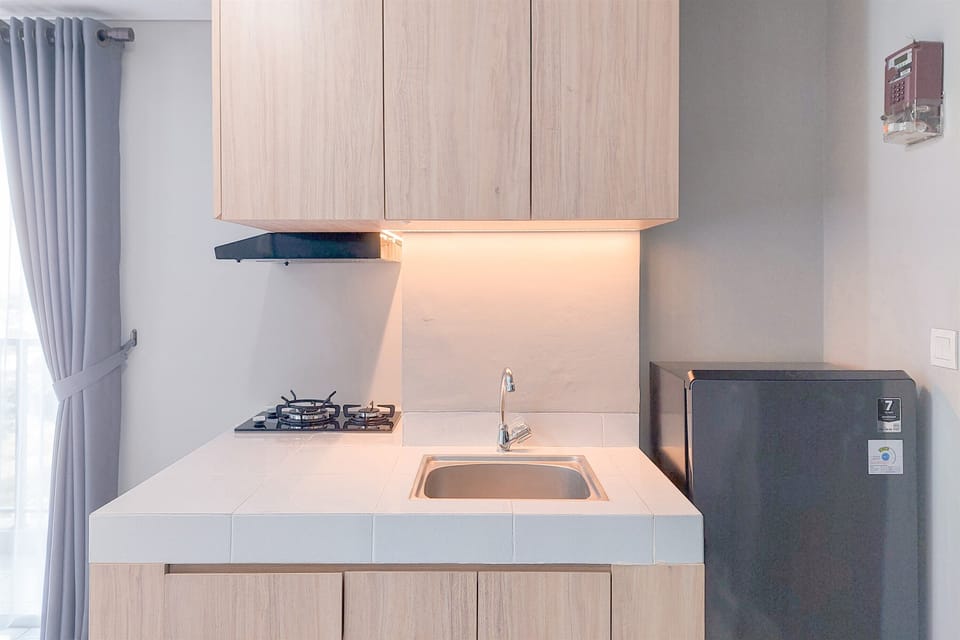 Deluxe Studio | Private kitchen | Fridge, stovetop, rice cooker
